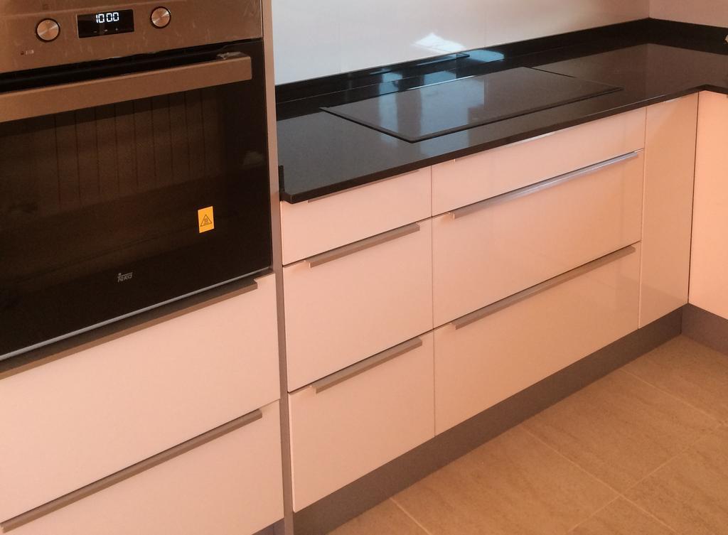 Apartamento Avenida 艾因萨 外观 照片